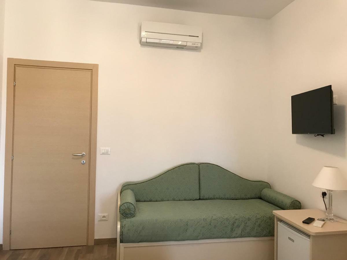 Guest House In Piazza Bolonha Exterior foto
